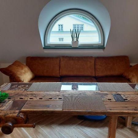 Modern History Apartment Tallinn Ngoại thất bức ảnh