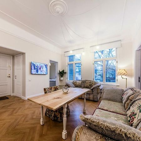 Modern History Apartment Tallinn Ngoại thất bức ảnh