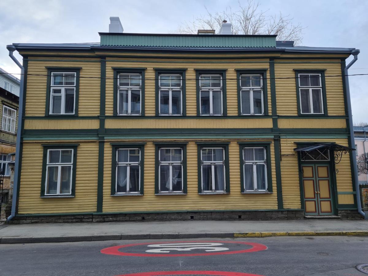Modern History Apartment Tallinn Ngoại thất bức ảnh