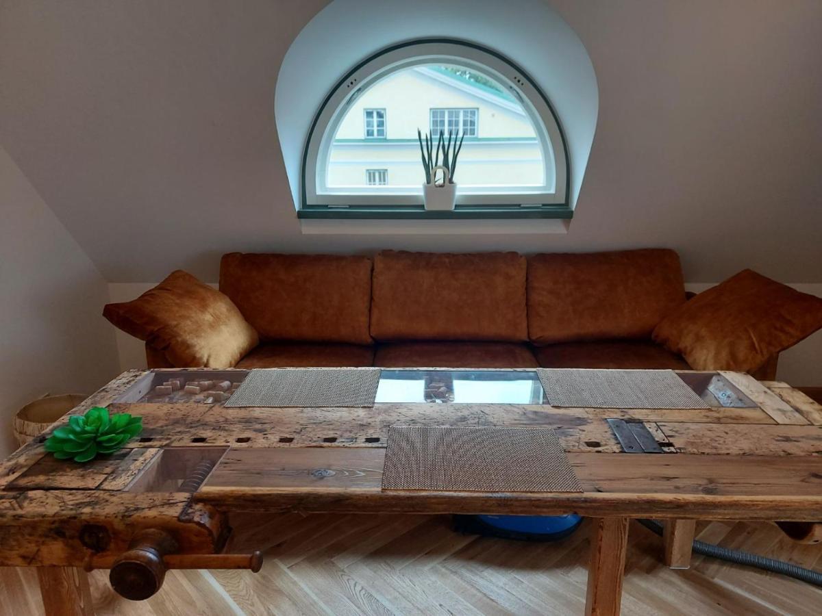 Modern History Apartment Tallinn Ngoại thất bức ảnh