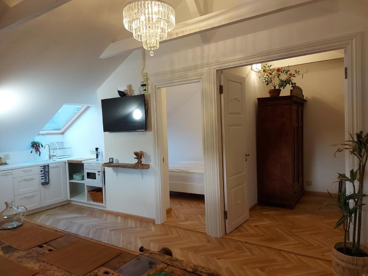 Modern History Apartment Tallinn Ngoại thất bức ảnh