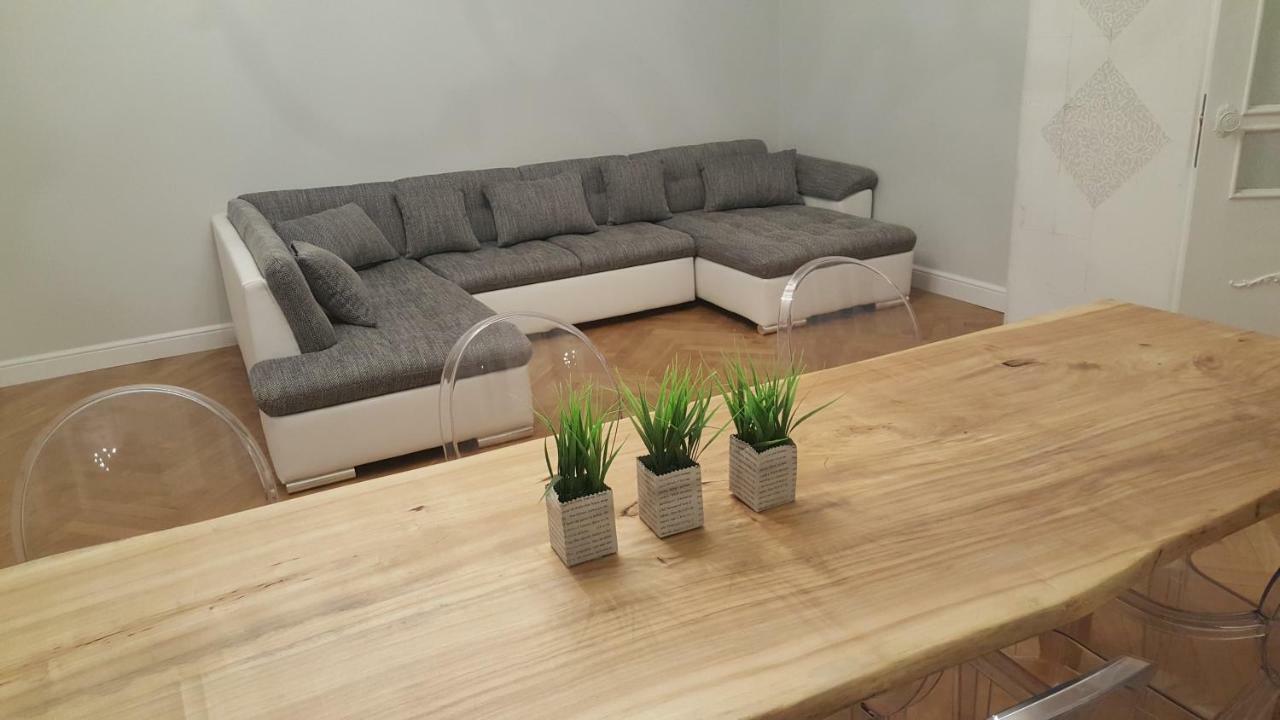 Modern History Apartment Tallinn Ngoại thất bức ảnh