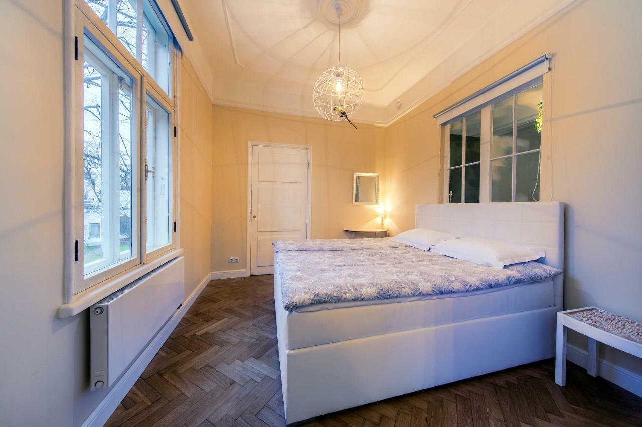 Modern History Apartment Tallinn Ngoại thất bức ảnh