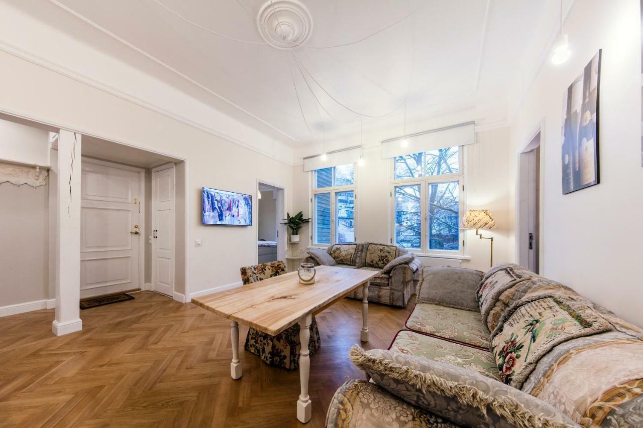Modern History Apartment Tallinn Ngoại thất bức ảnh