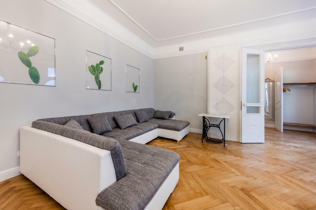 Modern History Apartment Tallinn Ngoại thất bức ảnh