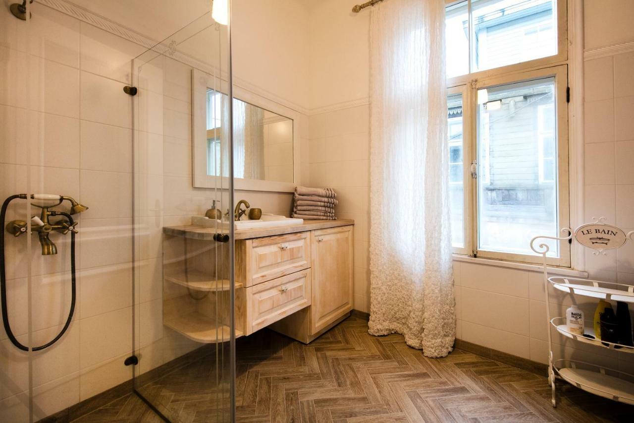 Modern History Apartment Tallinn Ngoại thất bức ảnh