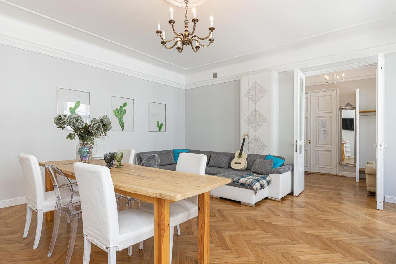 Modern History Apartment Tallinn Ngoại thất bức ảnh